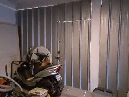 parking / box saint-flour 20 m2