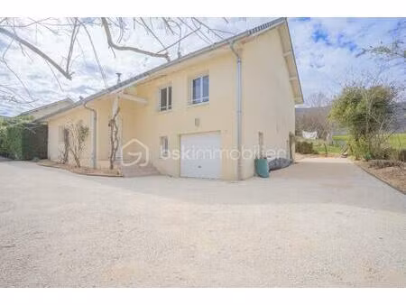 maison traditionnelle de 110 m² à corbonod