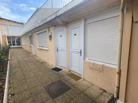 nouveau - local commercial nanterre- 17 m²