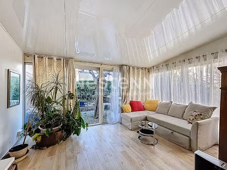 secteur rare maison de plain-pied avec jardin résidence sécurisée