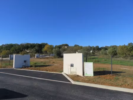 vente terrain 450 m² à montignargues (30190)  104 900 €
