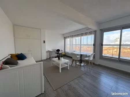 studio 1 pièce 29 m²