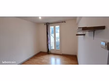 studio meublé centre oloron