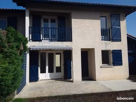 maison avec jardin et terrasse et garage