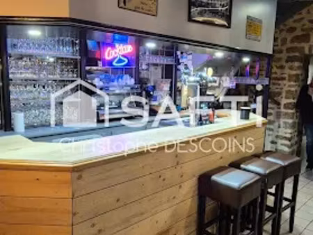 vente locaux professionnels 250 m² à mayenne (53100)  297 000 €