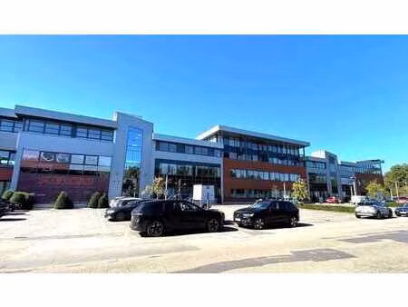 bureaux à louer à proximité de the loop au centre d'entrepr