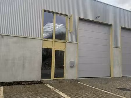 entrepôt neuf à louer / nieuw opslagruimte te huur