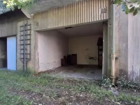 vente parking à nantes (44000)  38 500 €