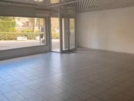 vente immeuble 2 pièces 144 m² à manosque (04100)  119 000 €