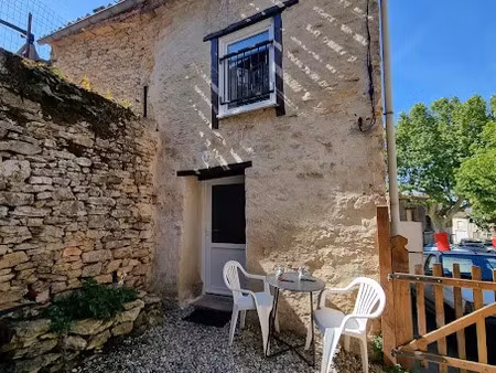 location meublée appartement 1 pièce 20 m² à carlipa (11170)  380 €