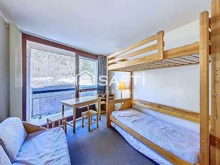 studio 20 m2 nord  cave et casier à ski