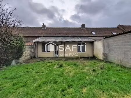 maison de ville avec deux chambres et jardin