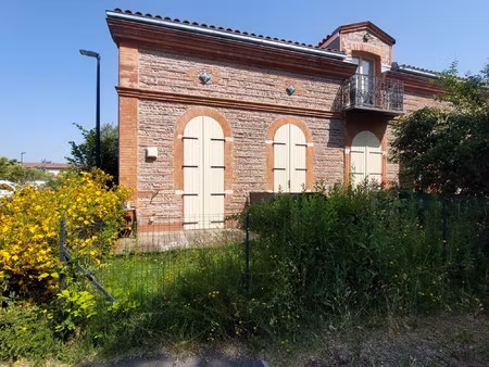 t4 duplex avec jardin et 3 parkings