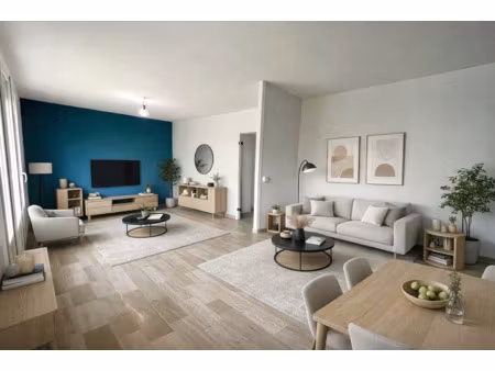 evreux appartement f4 avec parking privatif et balcon