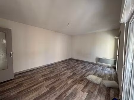 a saisir ! un appartement 5 pièces!