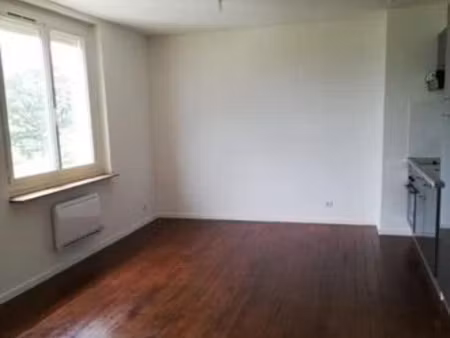 location appartement 3 pièces 58 m² à morlaix (29600)  690 €