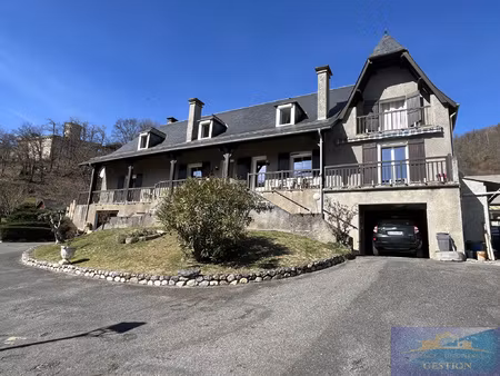 maison avec 2 appartements