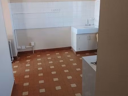 location maison gueugnon