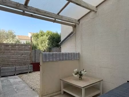t2 la fare les oliviers 40m²