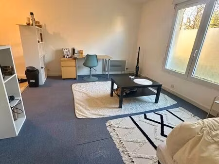 studio 1 pièce 23 m²