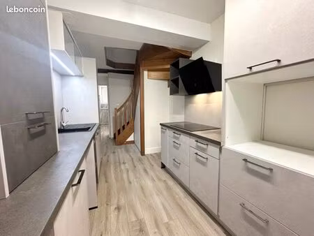 maison de ville t3 bis-chatillon-sur-chalaronne