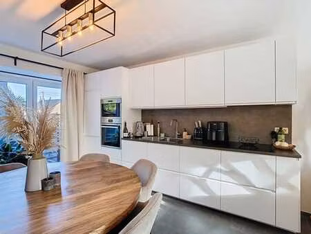 maison style fermette entièrement rénovée 3 façades de 4 cha