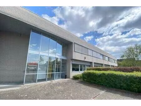 bureau de plain-pied prêt à l'emploi à louer à mechelen-nor