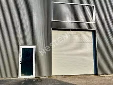 location garage box et parking à ancenis-saint-géréon (44150) : à louer / 126m² ancenis-sa