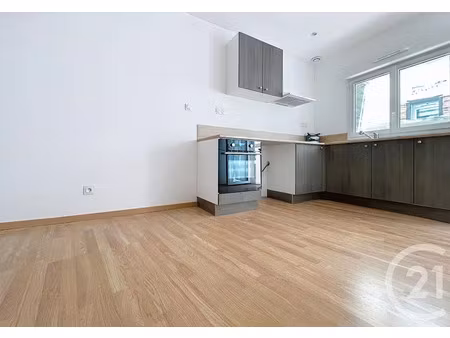location maison 2 pièces 42 m² à calmont (31560)  550 €