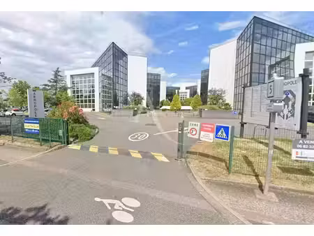 location locaux professionnels 0 pièces 29 m² à blagnac (31700)  638 €
