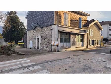 location locaux professionnels 50 m² à coublevie (38500)  650 €