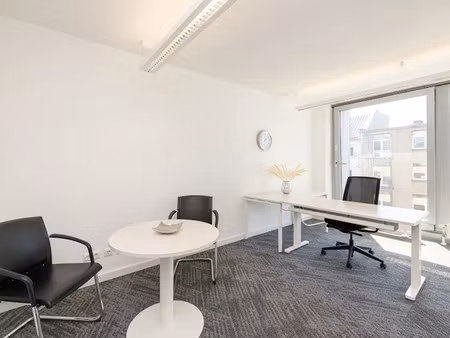 location meublée locaux professionnels 8 m² à fontaine (38600)  154 €