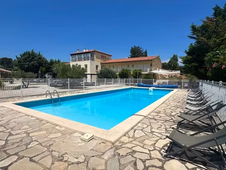 vente locaux professionnels 528 m² à sainte anne du castellet (83330)  1 852 000 €