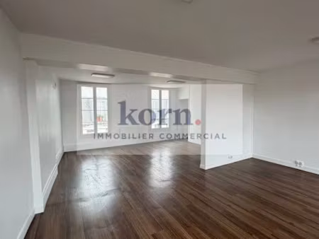 location locaux professionnels 83 m² à paris 2ème (75002)  37 992 €
