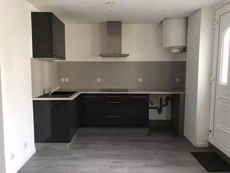 location appartement 3 pièces à malville (44260) : à louer 3 pièces / 29m² malville