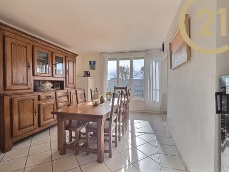 frejus plage 4 pieces de 65 m2 residence securisee parking l