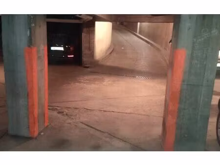 stationnement paris 13 8.6 m² t- à vendre  19 000 €