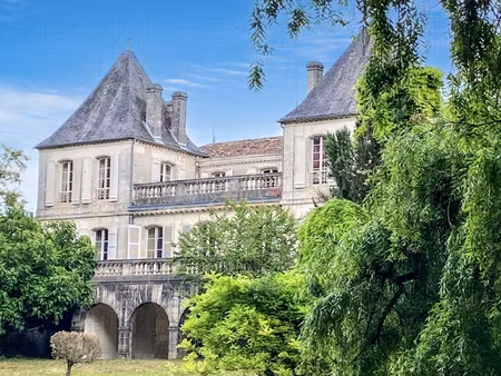 4km de la gare tgv angouleme très belle propriété sur parc a