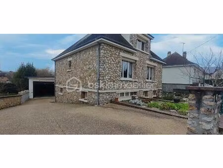 maison familiale 122 m² – 6 pièces – grand garage – proche commodités