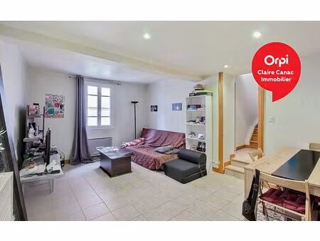 location appartement  54.57 m² t-3 à castres  470 €