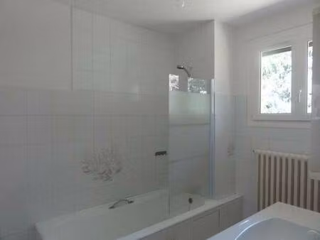 maison de plain-pied à louer