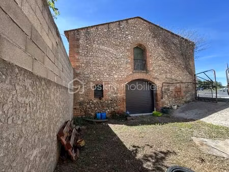 local commercial de 120 m² à bages