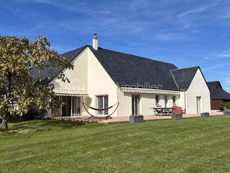 maison de 206 m² à sainte-catherine-de-fierbois