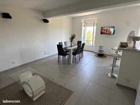 location appartement meublé + parking