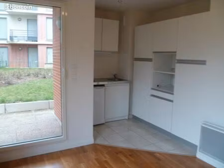 studio 1 pièce 23 m²