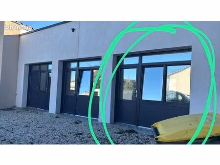 studio meublé récent avec jardin