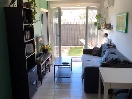location d'un t2 meublé lumineux avec jardin