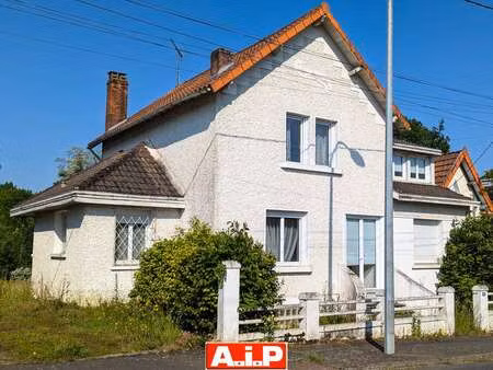 vente maison à cerizay (79140) : à vendre / 156m² cerizay