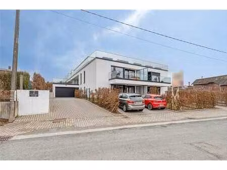 ***it's a match!***appartement récent (3 ch) avec terrasse s