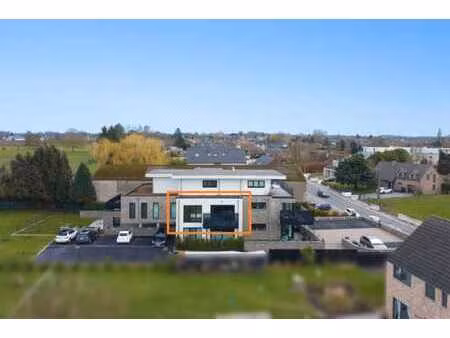 superbe appart à slins: peb a  2ch  terrasse  2 parkings